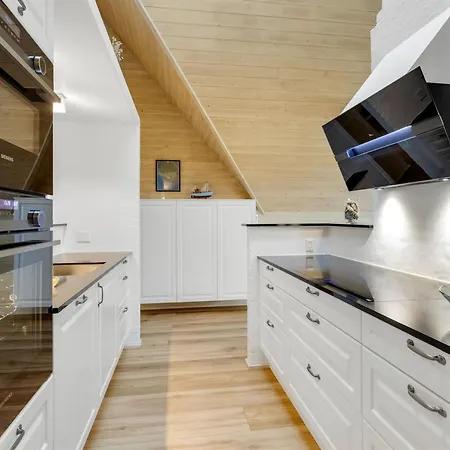 Rother - 100m From The Sea By Interhome *