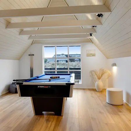 Rother - 100m From The Sea By Interhome