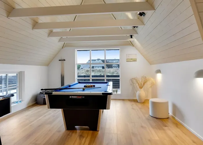 Rother - 100m From The Sea By Interhome